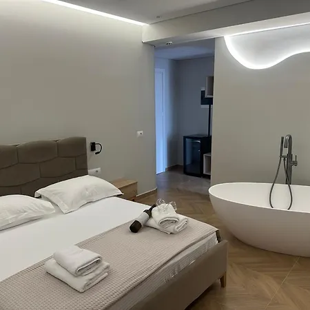 Parid 4* كساميل