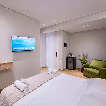 Parid Otel Ksamil