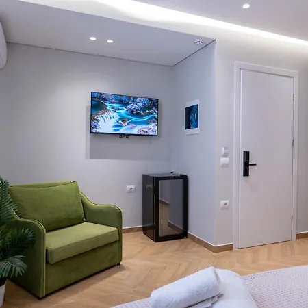 فندق Parid 4*