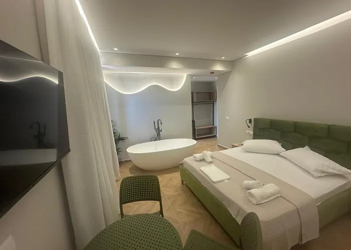 Parid 4* Εξαμίλιο