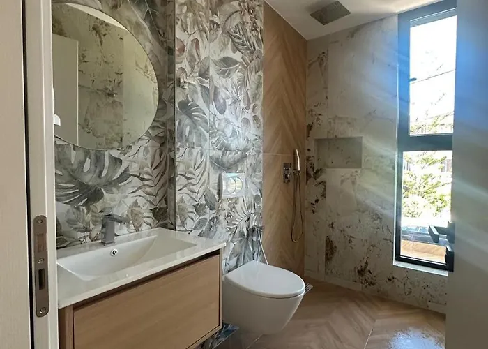 Parid Εξαμίλιο