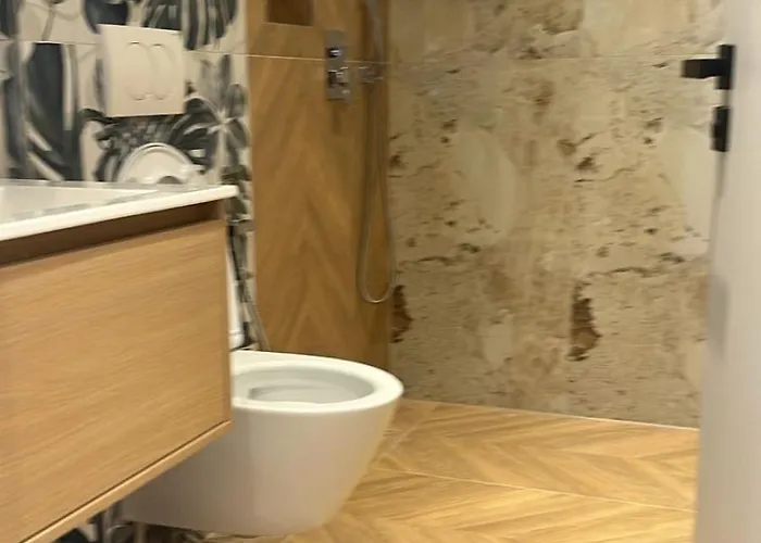 Parid 4* Εξαμίλιο