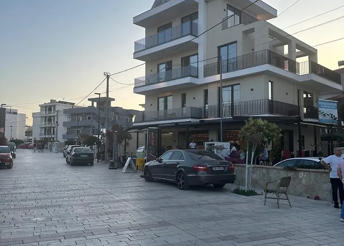 Parid Εξαμίλιο