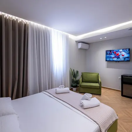 Parid Hotel 4*